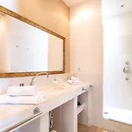 Vila 913